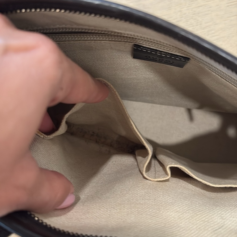 Gucci bag - Picture 6 of 16